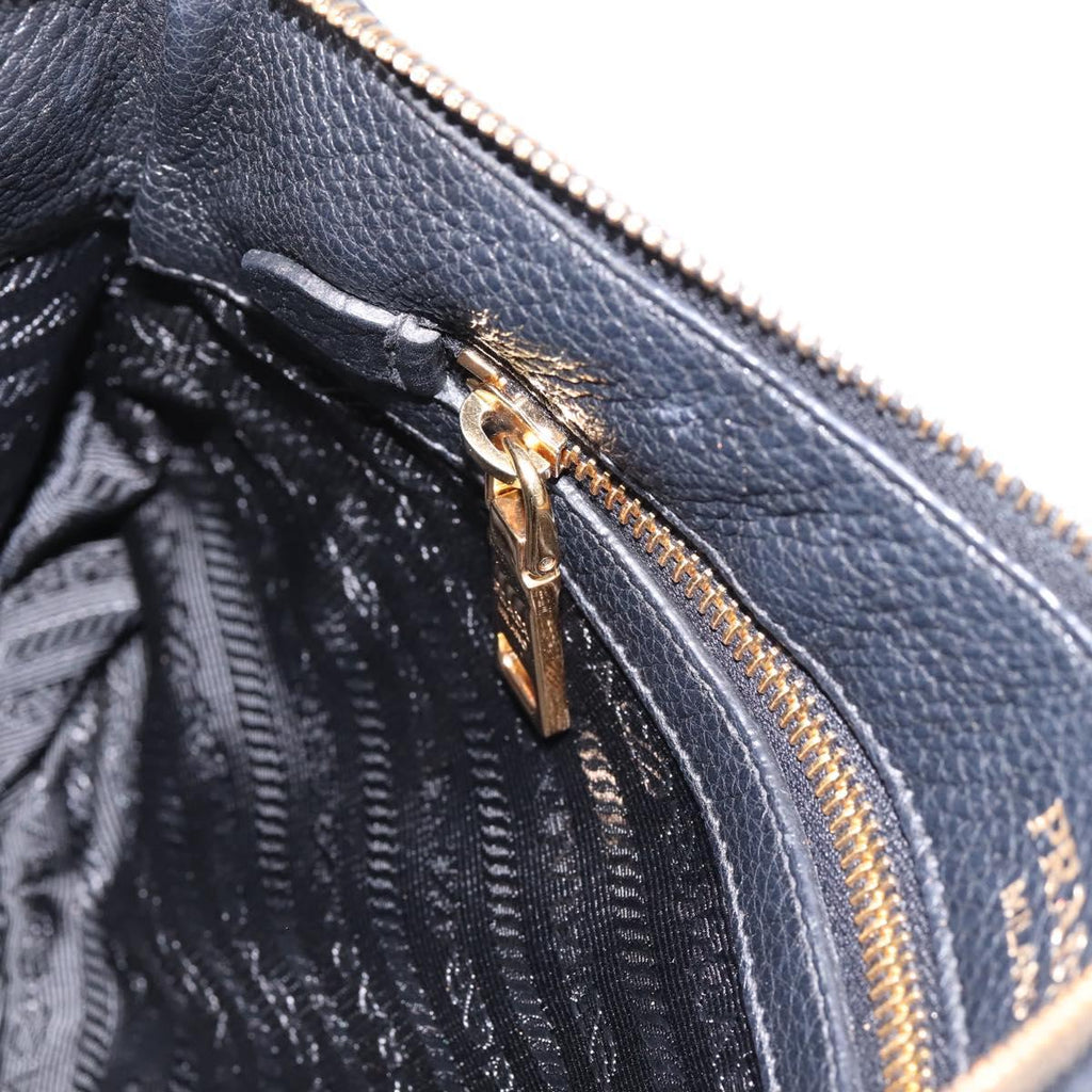 PRADA Clutch Bag Vittero Dino Leather Black Gold Auth 200490