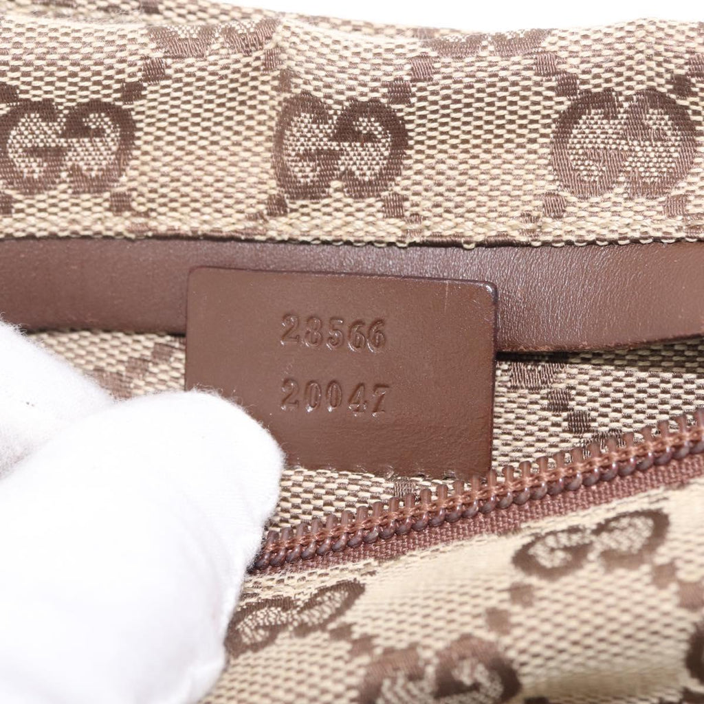 GUCCI GG Canvas Waist Bag Beige Silver 28566 Auth 211883