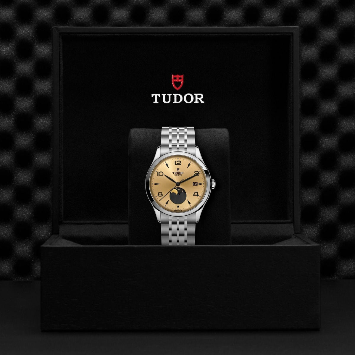 TUDOR 1926 Luna M91560-0001