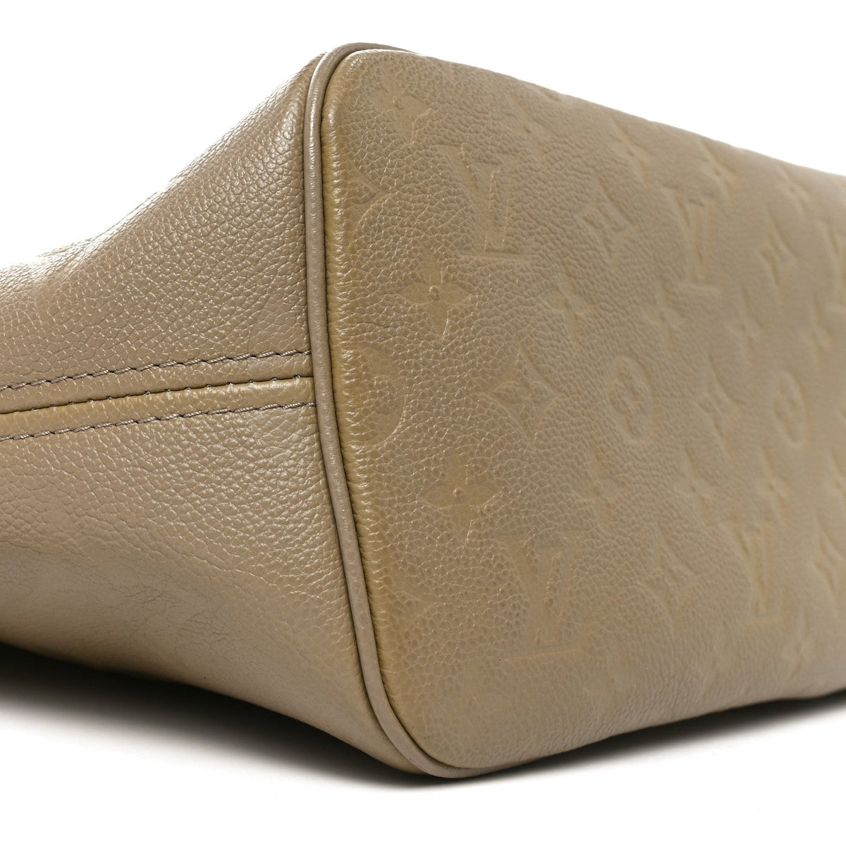 Empreinte Monogram Giant Neverfull MM Tourterelle