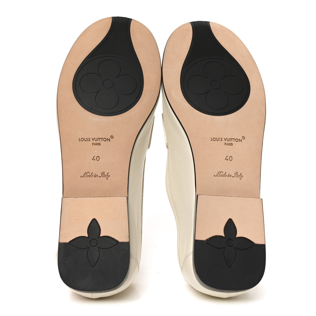 Lambskin Soho Flat Loafer 40 Ecru White