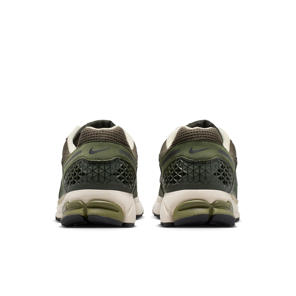 Nike Zoom Vomero 5 SE - Men's