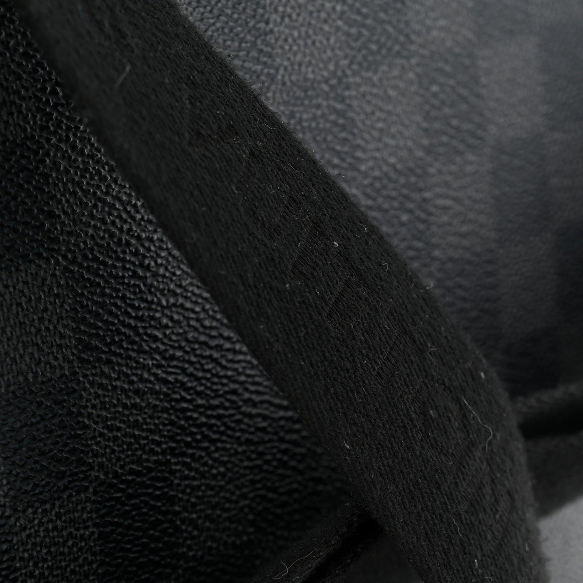 Damier Graphite Daniel GM