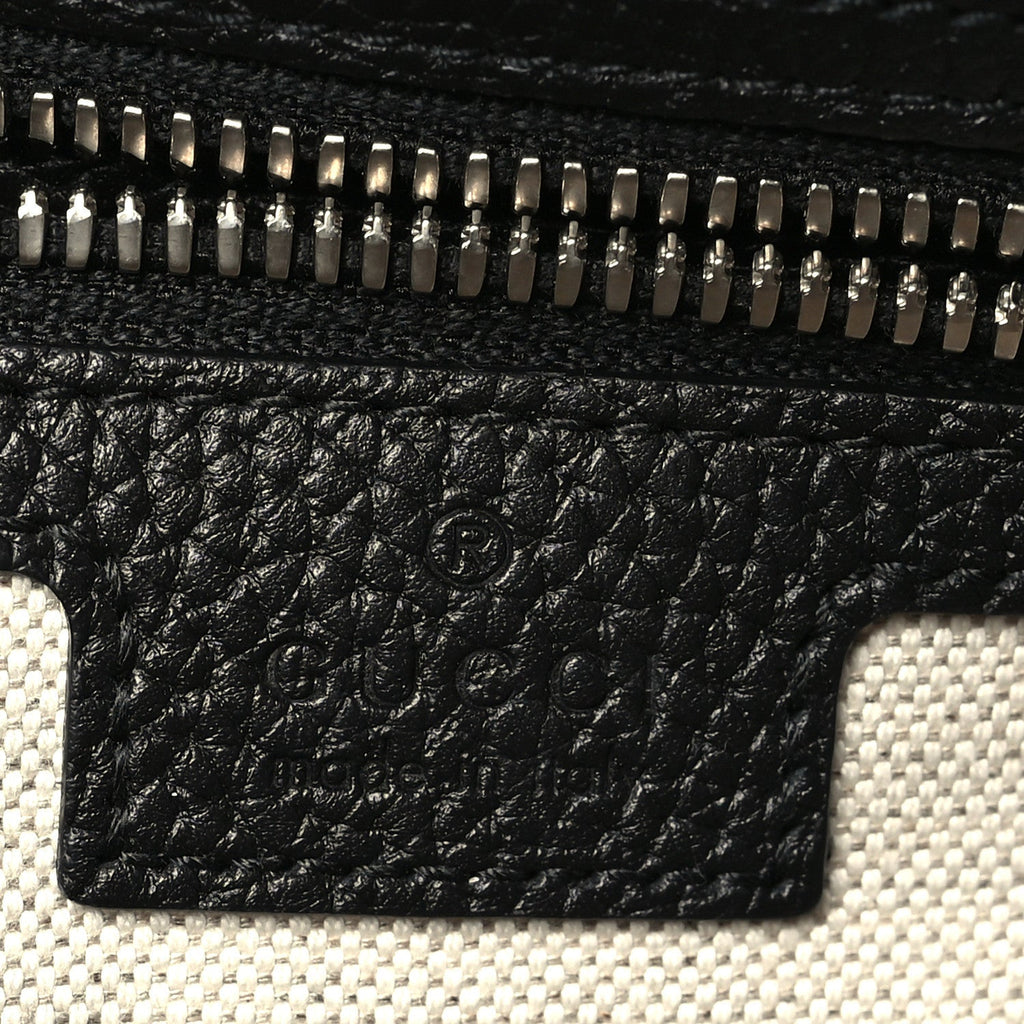 Piuma Calfskin Jumbo GG Embossed Messenger Bag Black