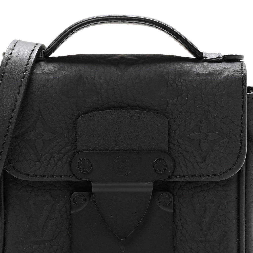 Taurillon Monogram Pico S Lock Ultra Black
