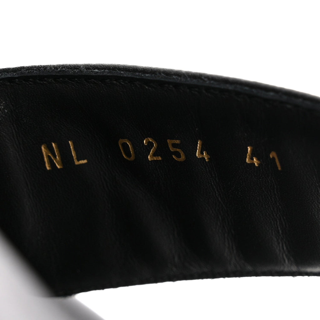 Grained Calfskin Sunset Comfort Flat Sandals 41 Black