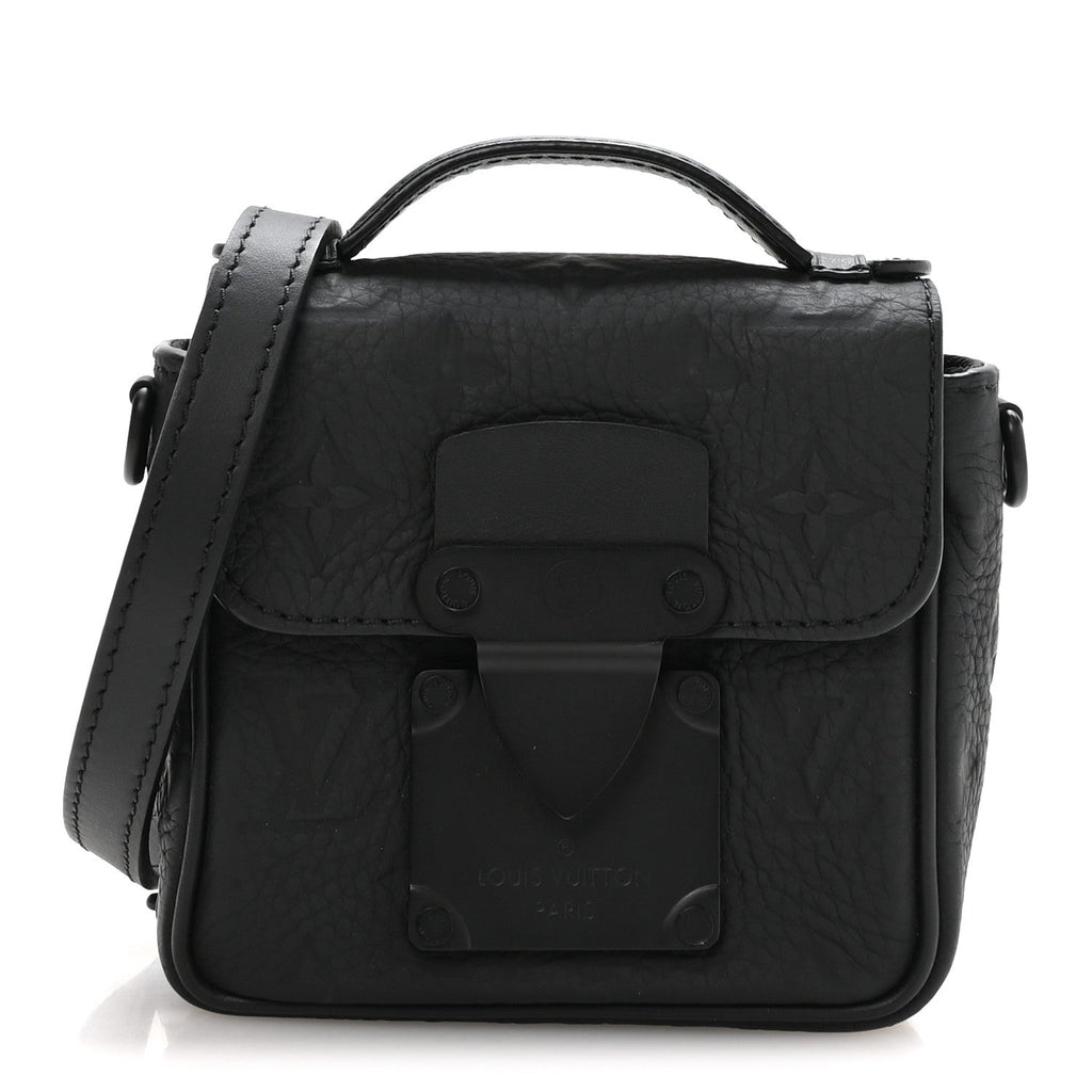 Taurillon Monogram Pico S Lock Ultra Black